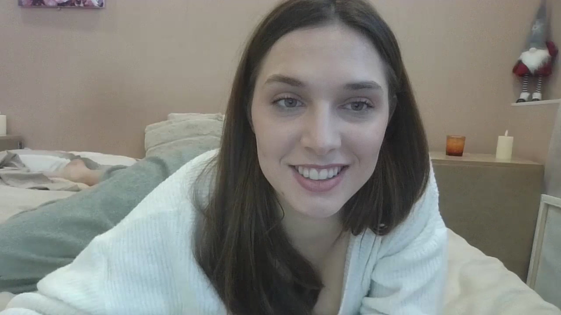 Gallery image thumbnail from HaleyReed's myfreecams stream on, 02/27/2025, 12:27 image 10 of 20