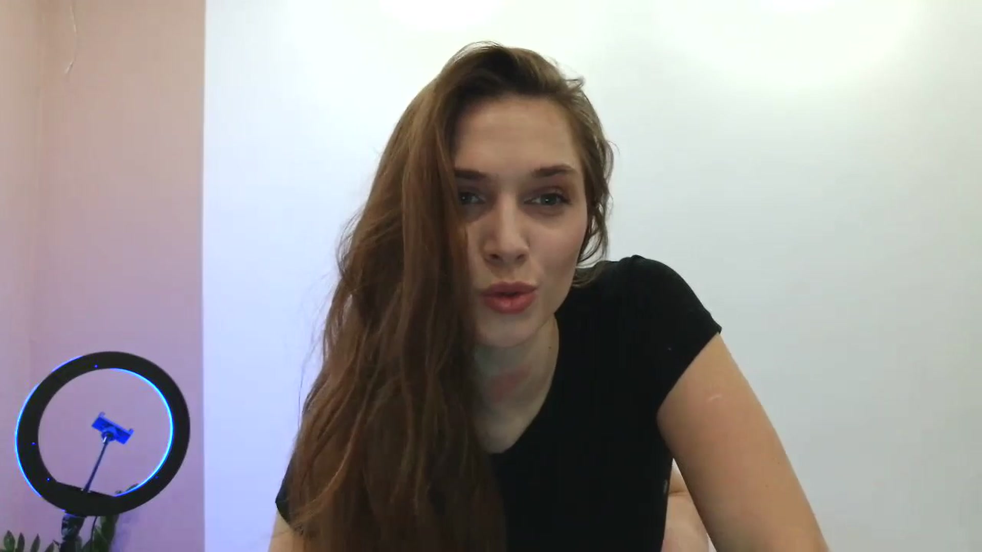 Gallery image thumbnail from HaleyReed's myfreecams stream on, 03/02/2025, 13:18 image 9 of 20