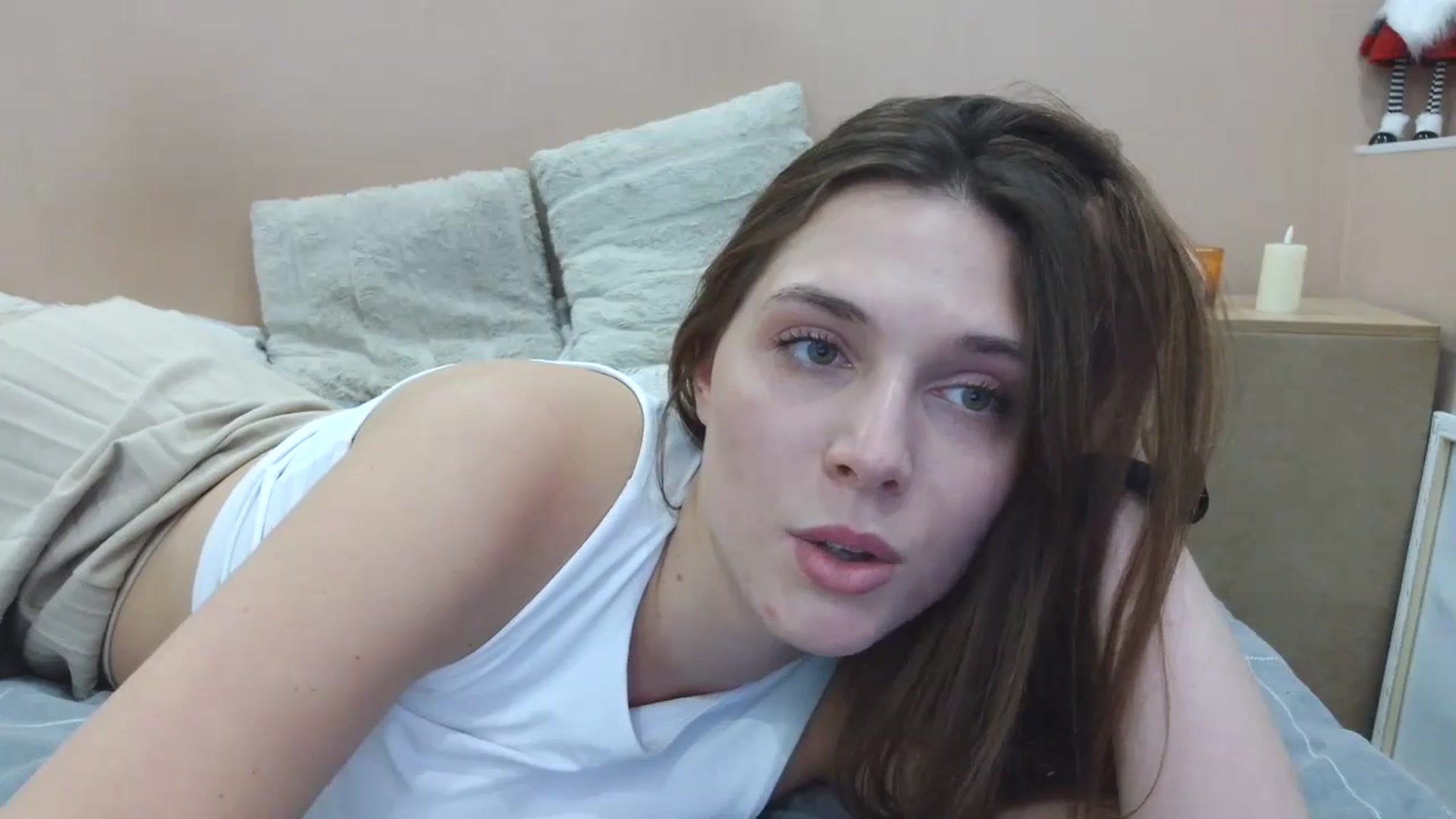 Gallery image thumbnail from HaleyReed's myfreecams stream on, 03/03/2025, 15:15 image 4 of 20