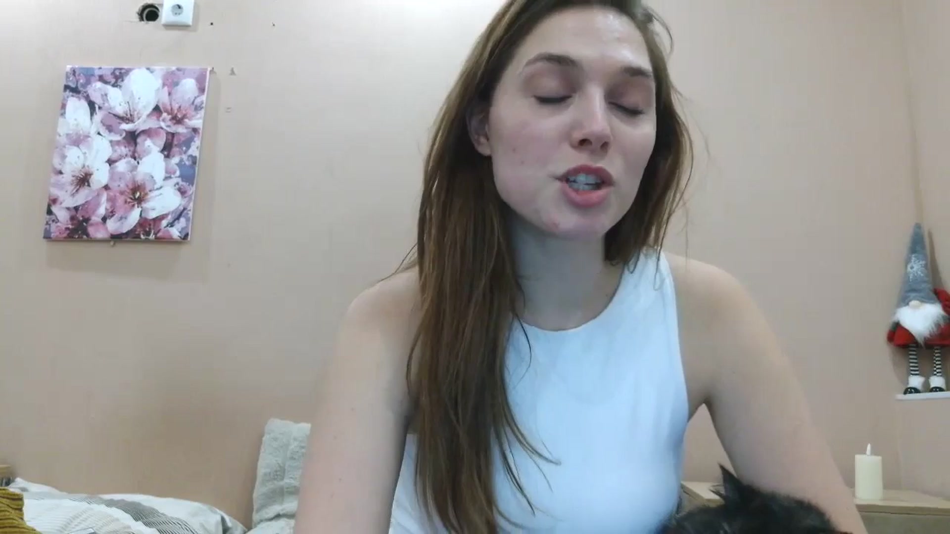 Gallery image thumbnail from HaleyReed's myfreecams stream on, 03/03/2025, 17:20 image 8 of 20