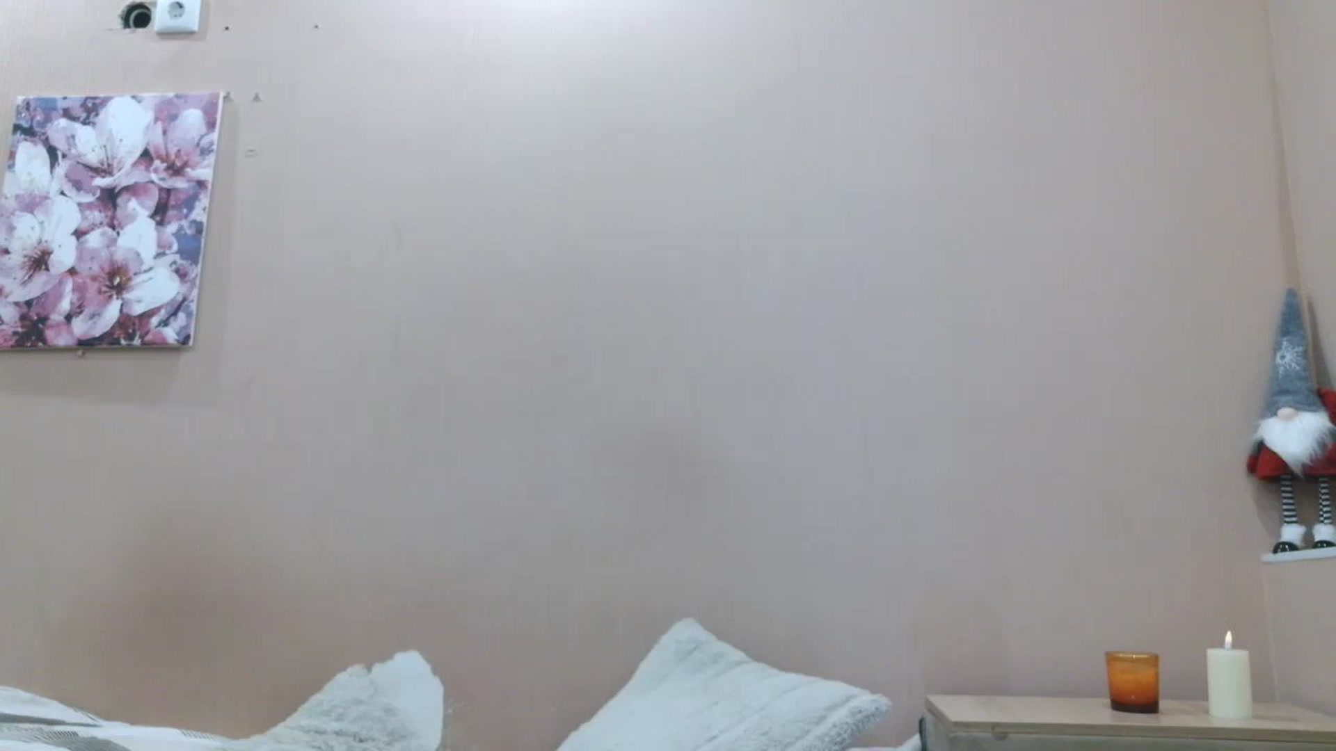 Gallery image thumbnail from HaleyReed's myfreecams stream on, 03/04/2025, 13:32 image 15 of 20