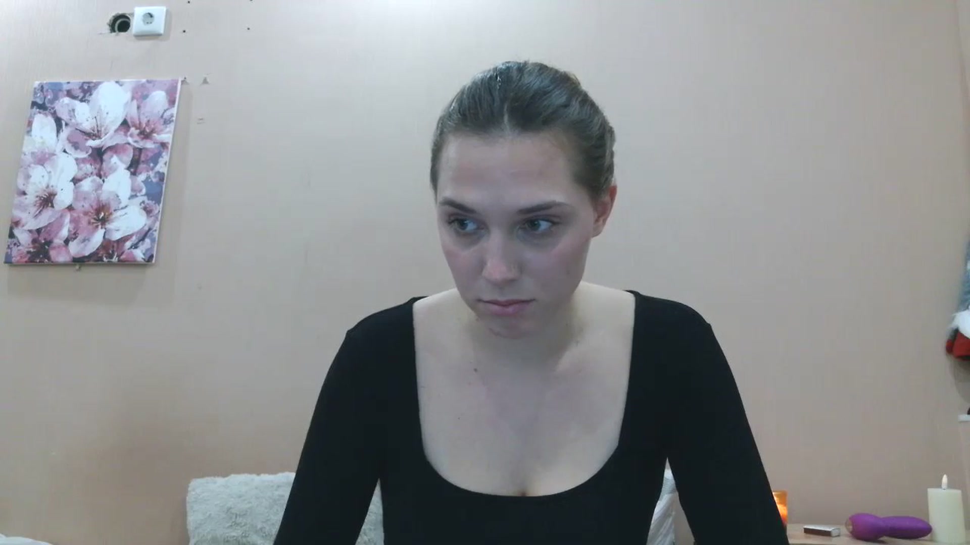 Gallery image thumbnail from HaleyReed's myfreecams stream on, 03/04/2025, 15:33 image 17 of 20