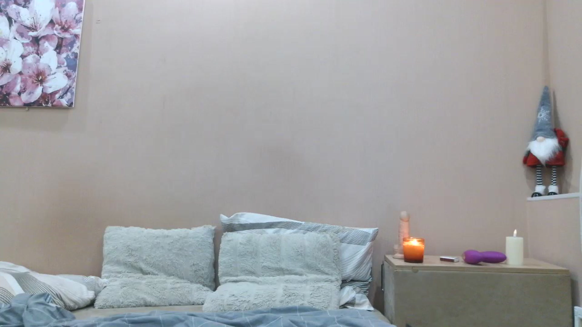 Gallery image thumbnail from HaleyReed's myfreecams stream on, 03/04/2025, 15:33 image 5 of 20