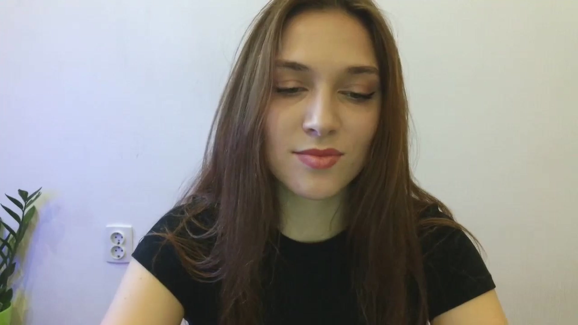 Gallery image thumbnail from HaleyReed's myfreecams stream on, 03/06/2025, 14:18 image 19 of 20