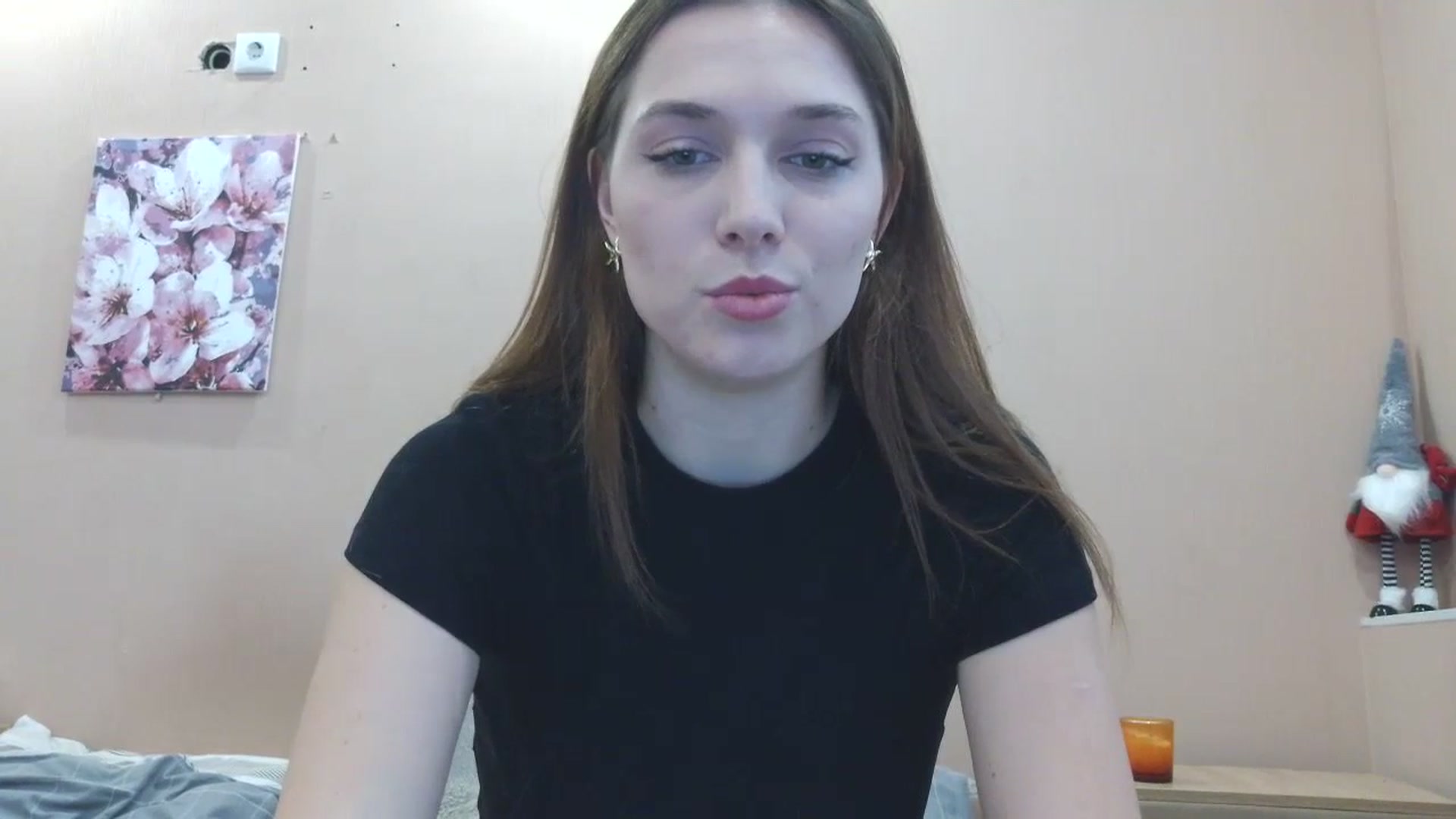 Gallery image thumbnail from HaleyReed's myfreecams stream on, 03/06/2025, 15:42 image 4 of 20
