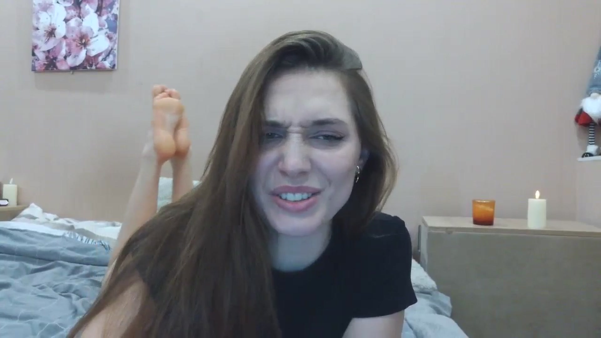 Gallery image thumbnail from HaleyReed's myfreecams stream on, 03/06/2025, 18:29 image 16 of 20