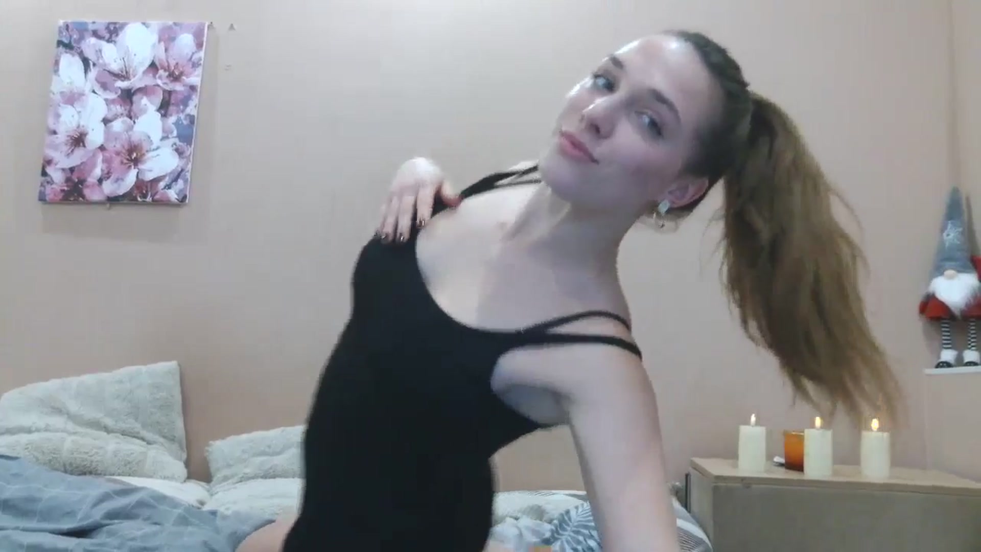 Gallery image thumbnail from HaleyReed's myfreecams stream on, 03/07/2025, 16:00 image 20 of 20