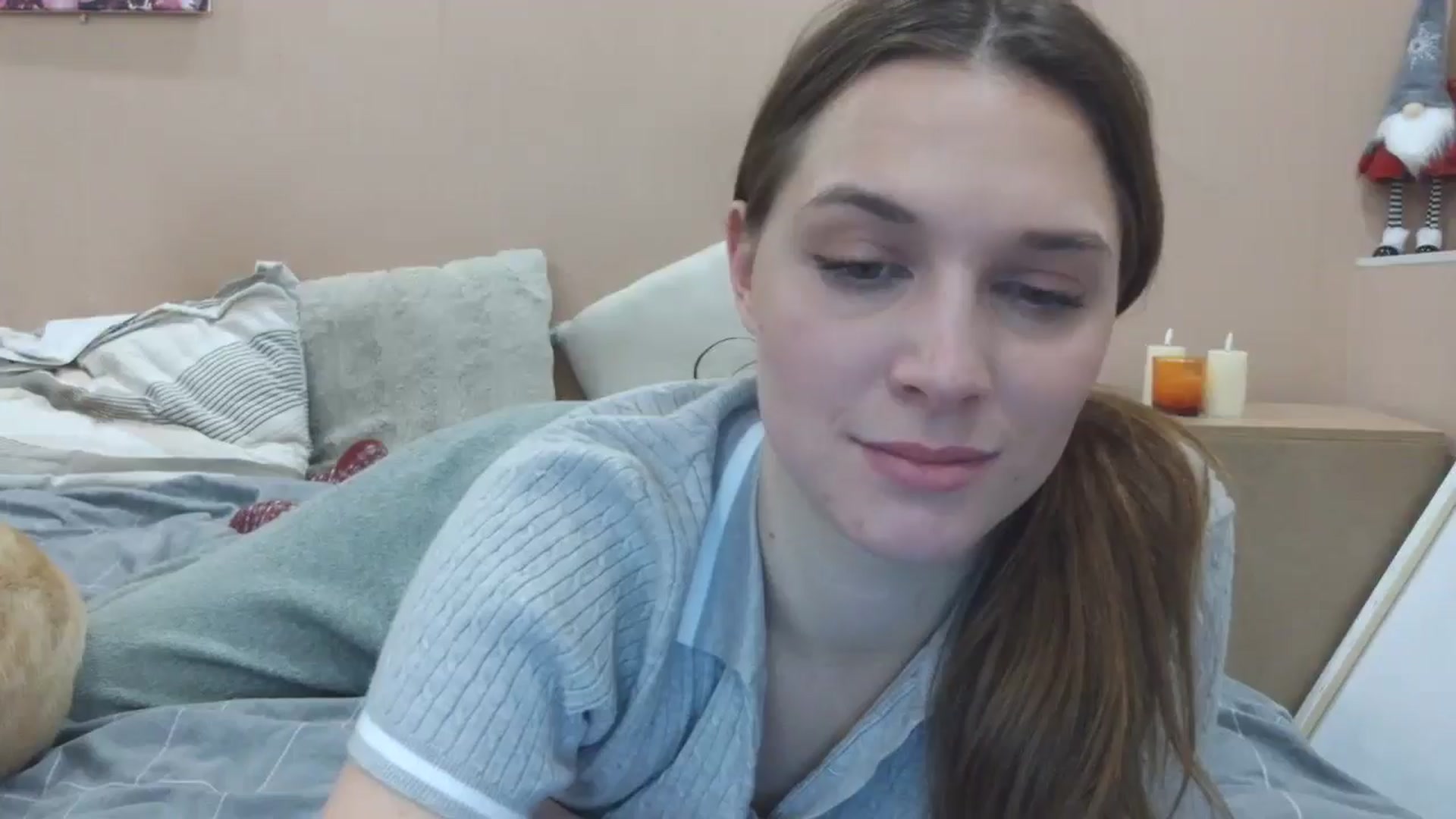Gallery image thumbnail from HaleyReed's myfreecams stream on, 03/09/2025, 17:39 image 1 of 20