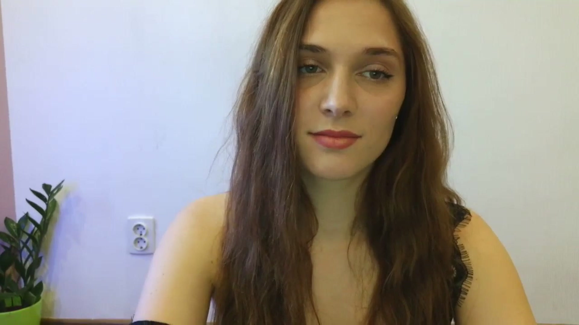 Gallery image thumbnail from HaleyReed's myfreecams stream on, 03/10/2025, 13:25 image 13 of 20