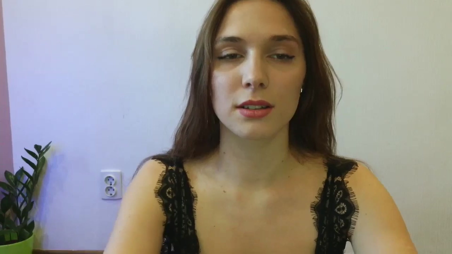 Gallery image thumbnail from HaleyReed's myfreecams stream on, 03/10/2025, 13:25 image 11 of 20
