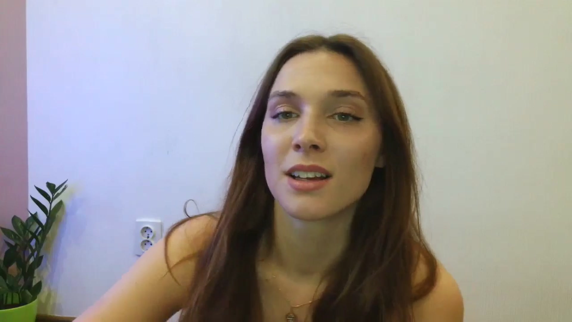 Gallery image thumbnail from HaleyReed's myfreecams stream on, 03/13/2025, 14:23 image 9 of 20