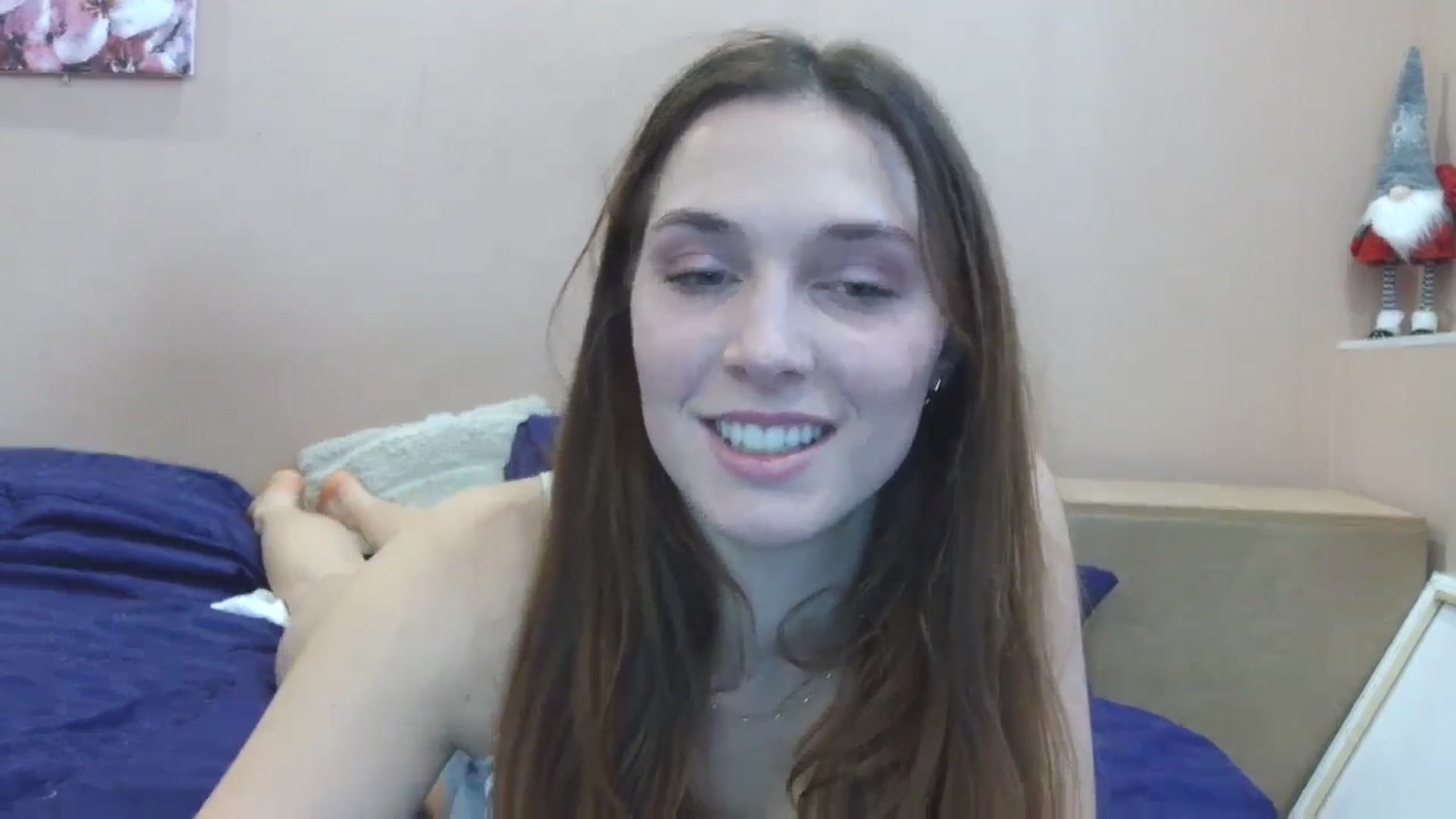 Gallery image thumbnail from HaleyReed's myfreecams stream on, 03/14/2025, 13:15 image 5 of 20