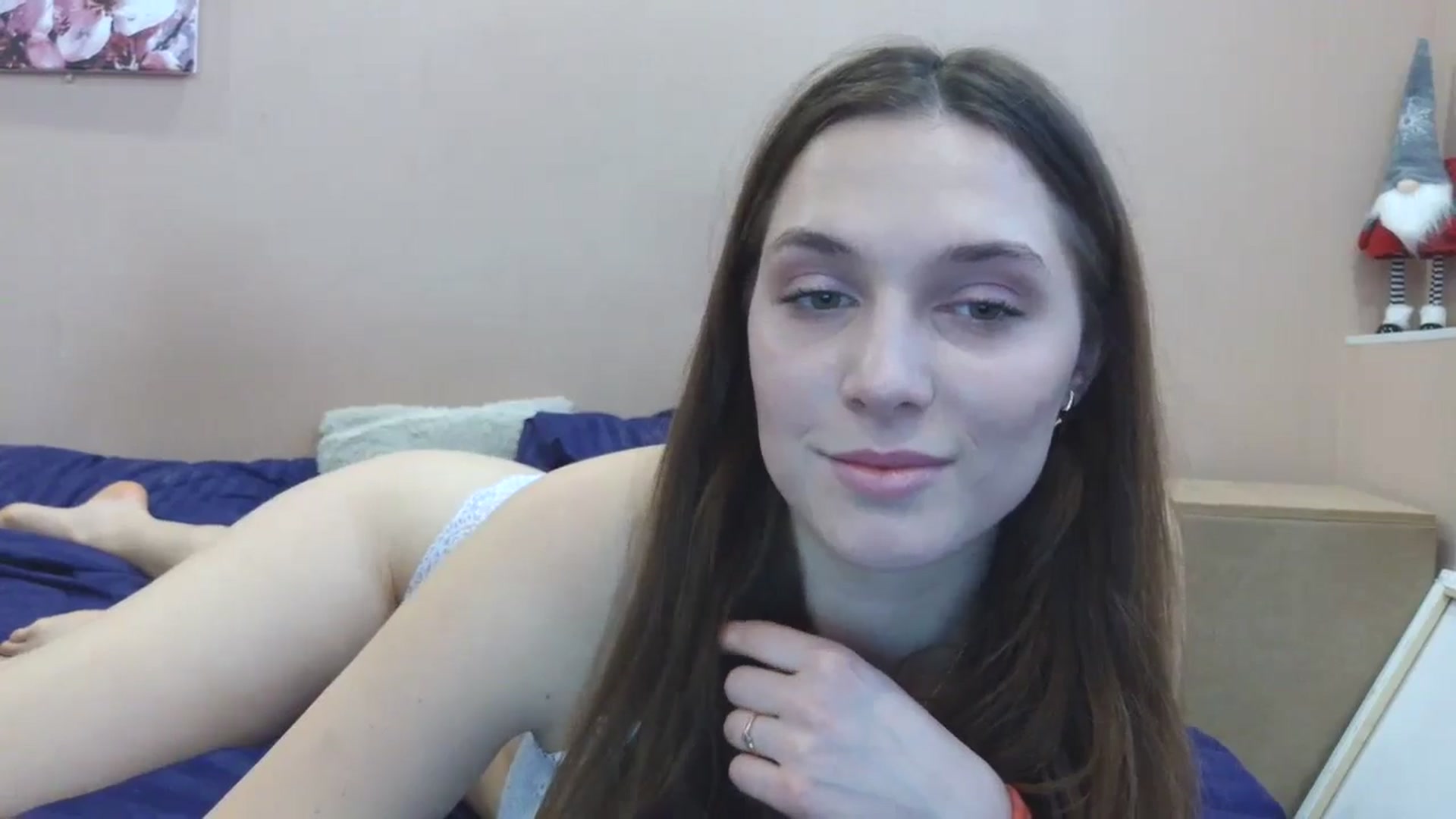 Gallery image thumbnail from HaleyReed's myfreecams stream on, 03/14/2025, 13:15 image 14 of 20