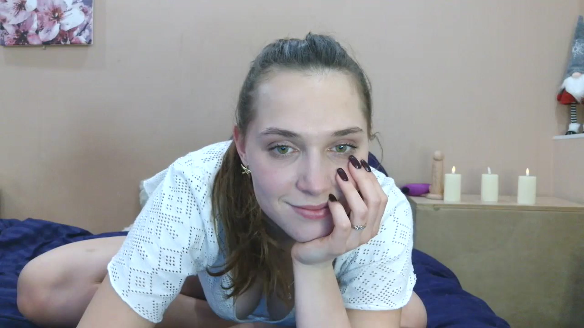 Gallery image thumbnail from HaleyReed's myfreecams stream on, 03/14/2025, 17:16 image 13 of 20