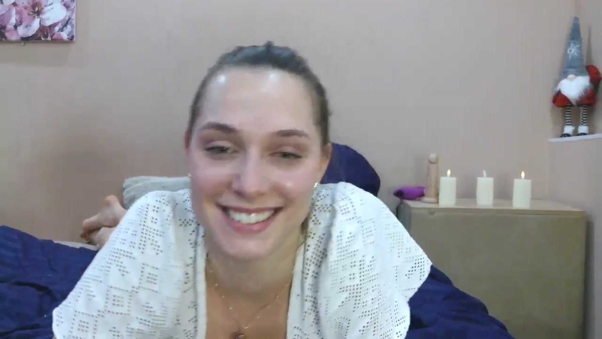 Gallery image thumbnail from HaleyReed's myfreecams stream on, 03/14/2025, 17:16 image 9 of 20