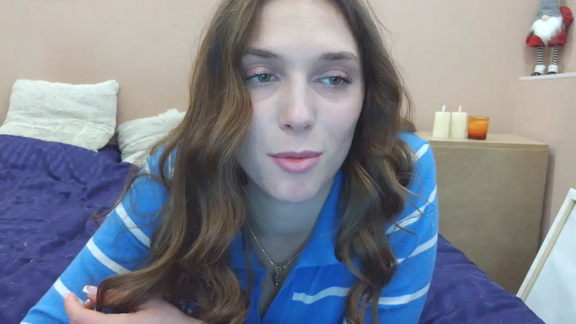 Gallery image thumbnail from HaleyReed's myfreecams stream on, 03/16/2025, 14:25 image 15 of 20