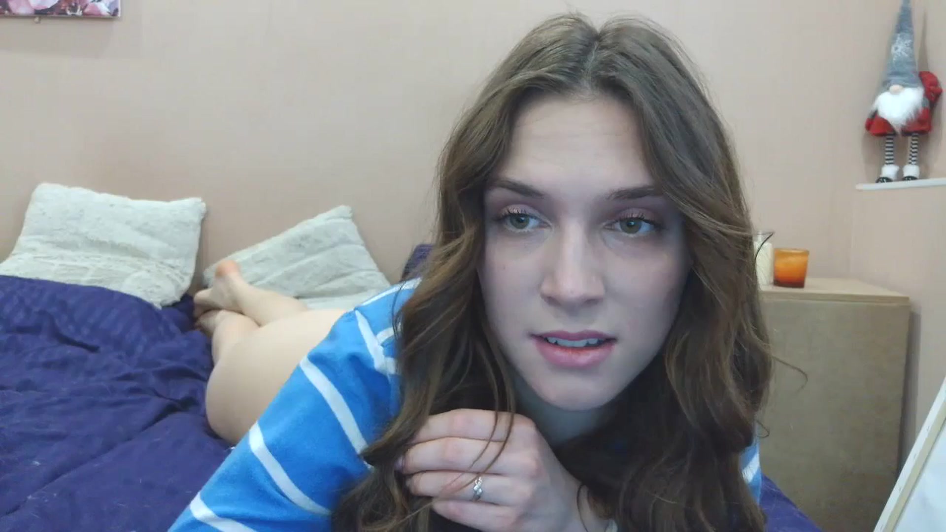 Gallery image thumbnail from HaleyReed's myfreecams stream on, 03/16/2025, 14:25 image 3 of 20