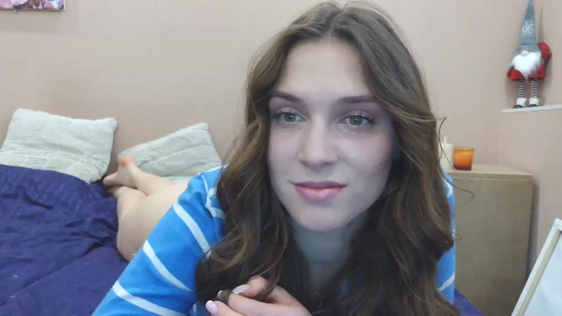 Gallery image thumbnail from HaleyReed's myfreecams stream on, 03/16/2025, 14:25 image 2 of 20
