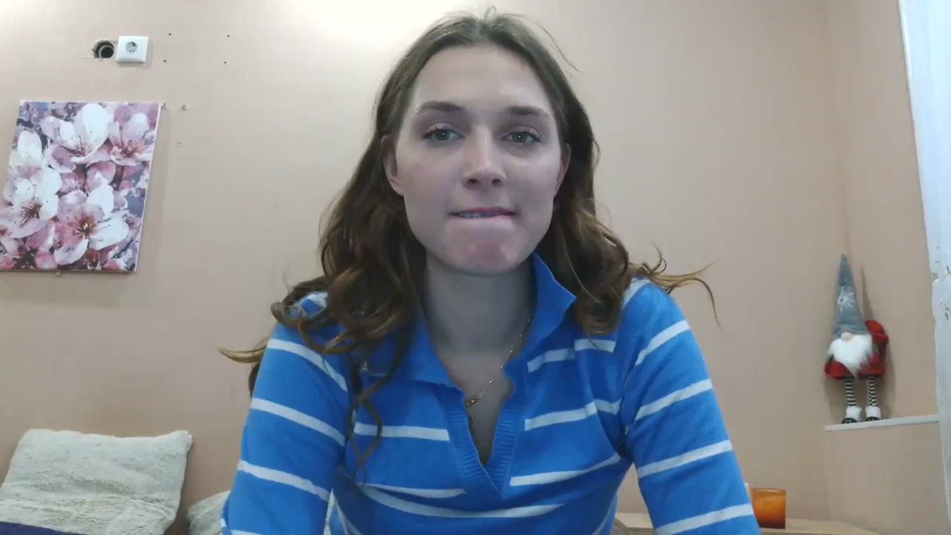 Gallery image thumbnail from HaleyReed's myfreecams stream on, 03/16/2025, 14:25 image 14 of 20