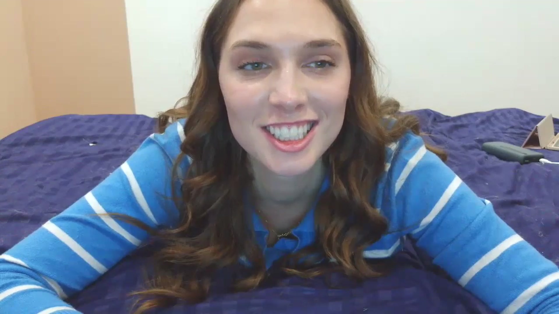 Gallery image thumbnail from HaleyReed's myfreecams stream on, 03/16/2025, 15:05 image 17 of 20