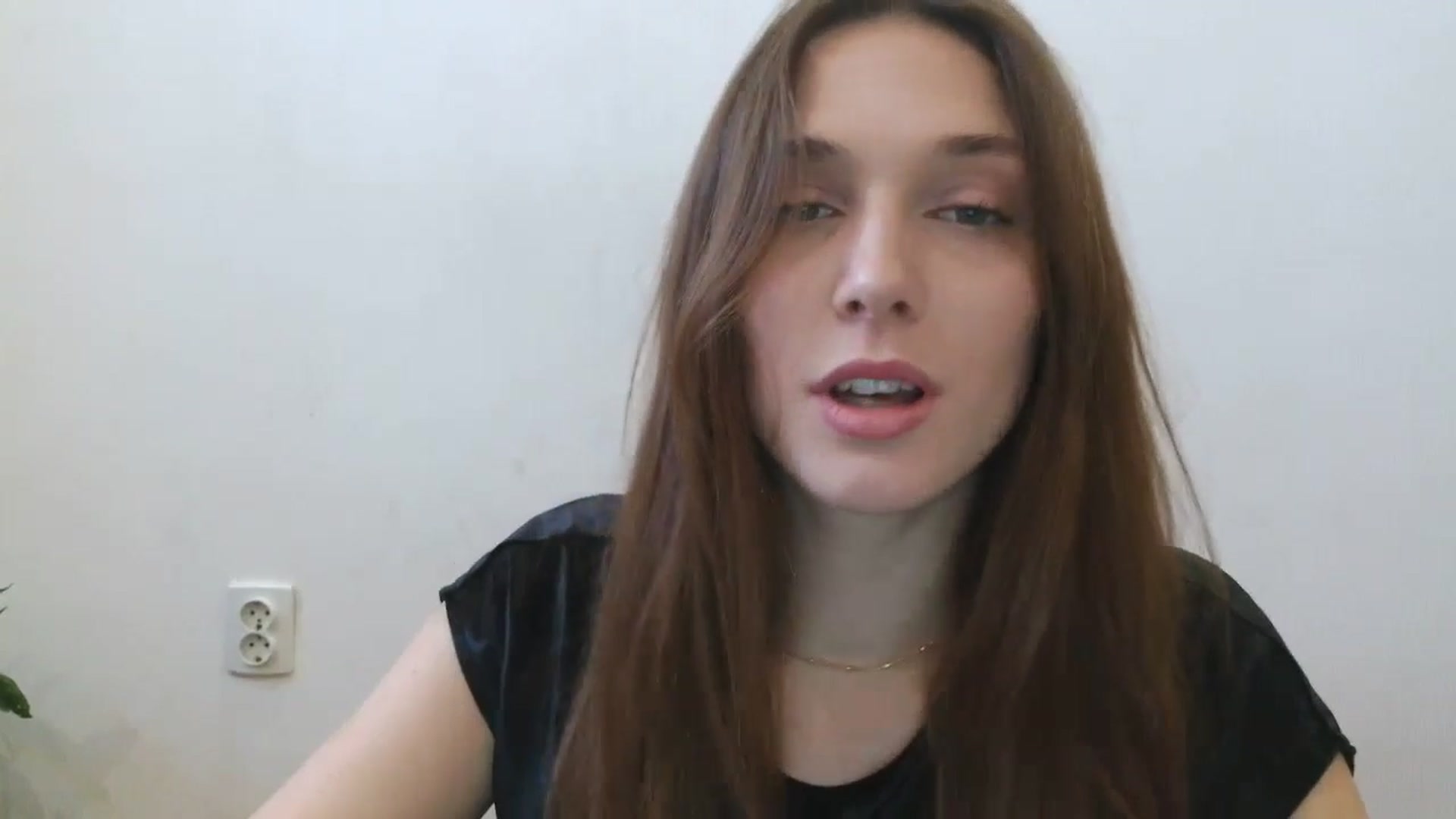 Gallery image thumbnail from HaleyReed's myfreecams stream on, 03/18/2025, 12:23 image 19 of 20
