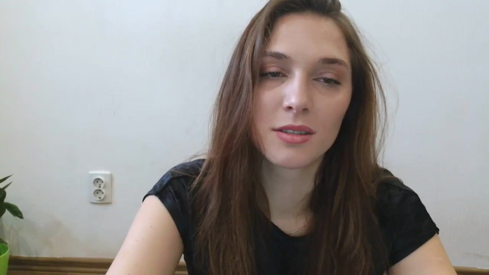 Gallery image thumbnail from HaleyReed's myfreecams stream on, 03/18/2025, 12:23 image 11 of 20
