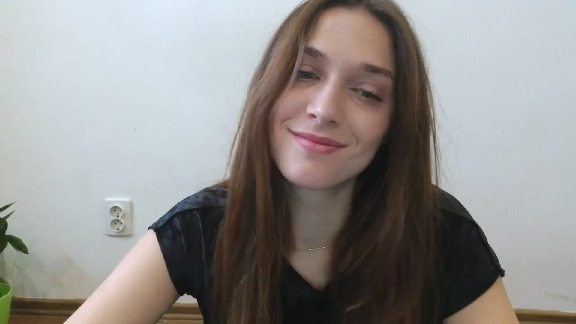 Gallery image thumbnail from HaleyReed's myfreecams stream on, 03/18/2025, 12:23 image 7 of 20