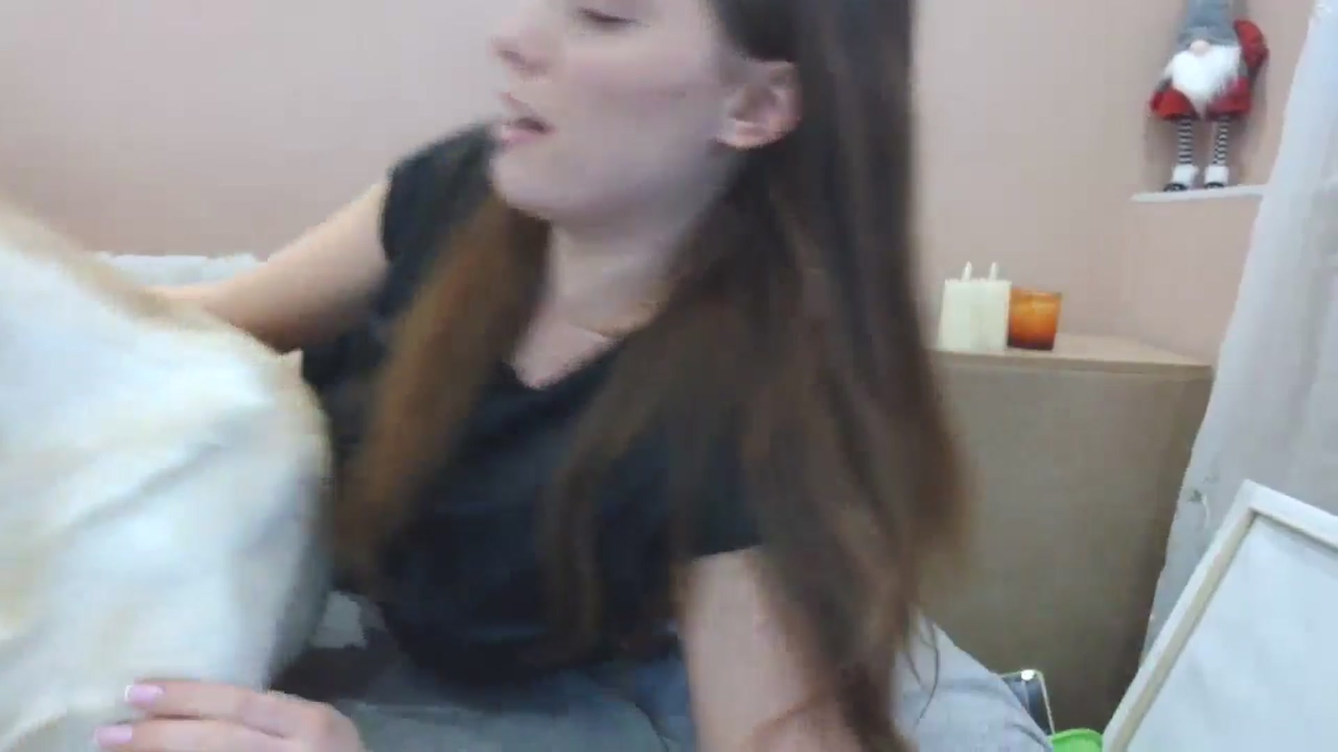 Gallery image thumbnail from HaleyReed's myfreecams stream on, 03/18/2025, 13:51 image 4 of 20