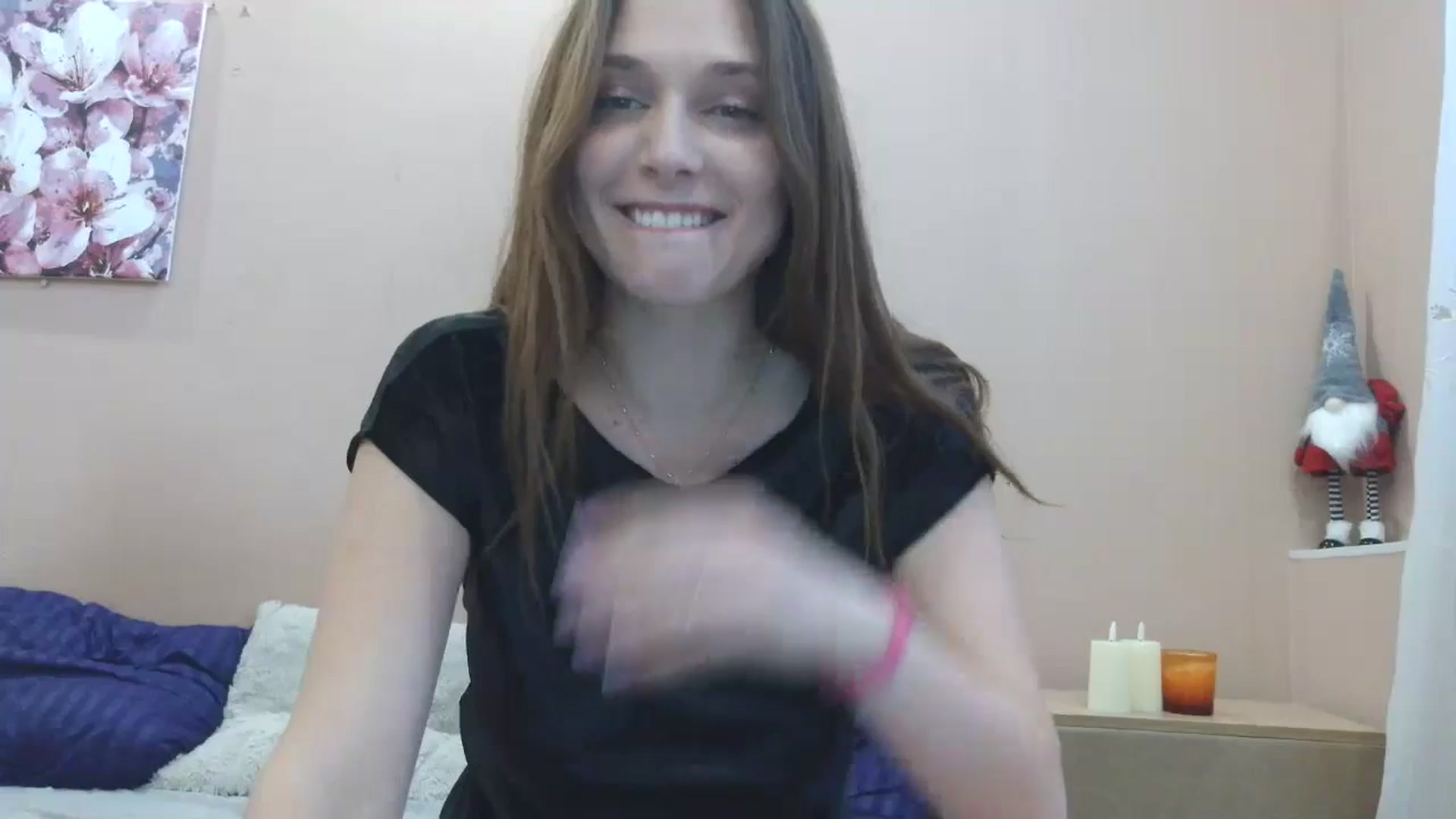 Gallery image thumbnail from HaleyReed's myfreecams stream on, 03/18/2025, 13:51 image 7 of 20