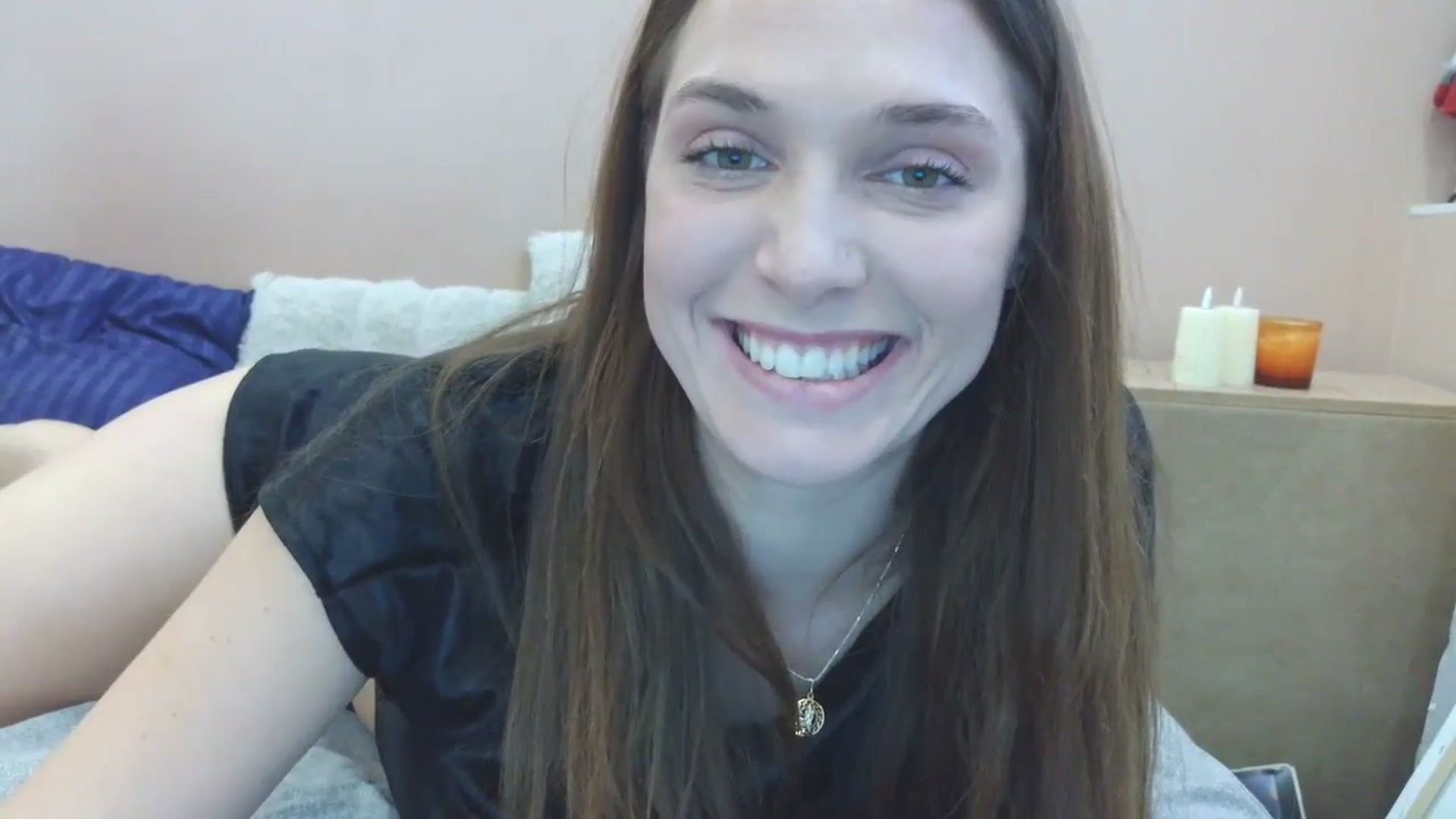 Gallery image thumbnail from HaleyReed's myfreecams stream on, 03/18/2025, 13:51 image 2 of 20