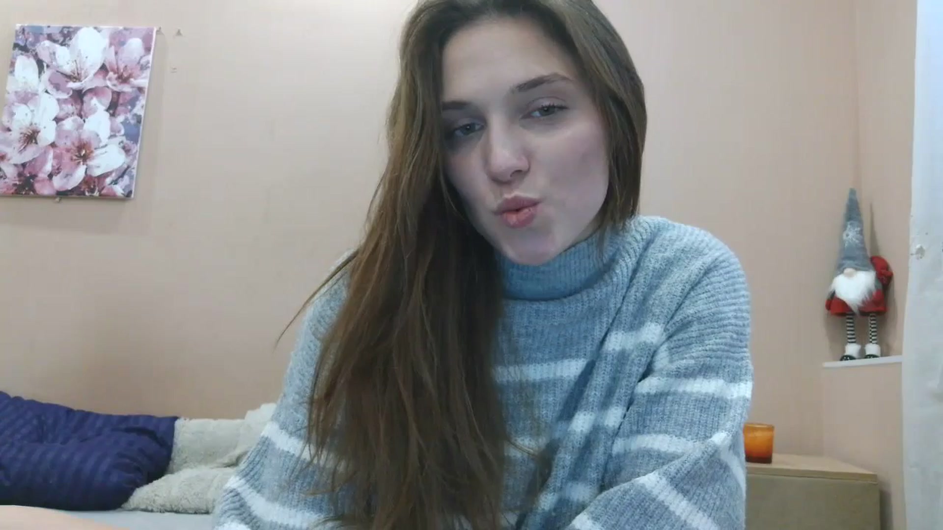 Gallery image thumbnail from HaleyReed's myfreecams stream on, 03/18/2025, 15:23 image 17 of 20