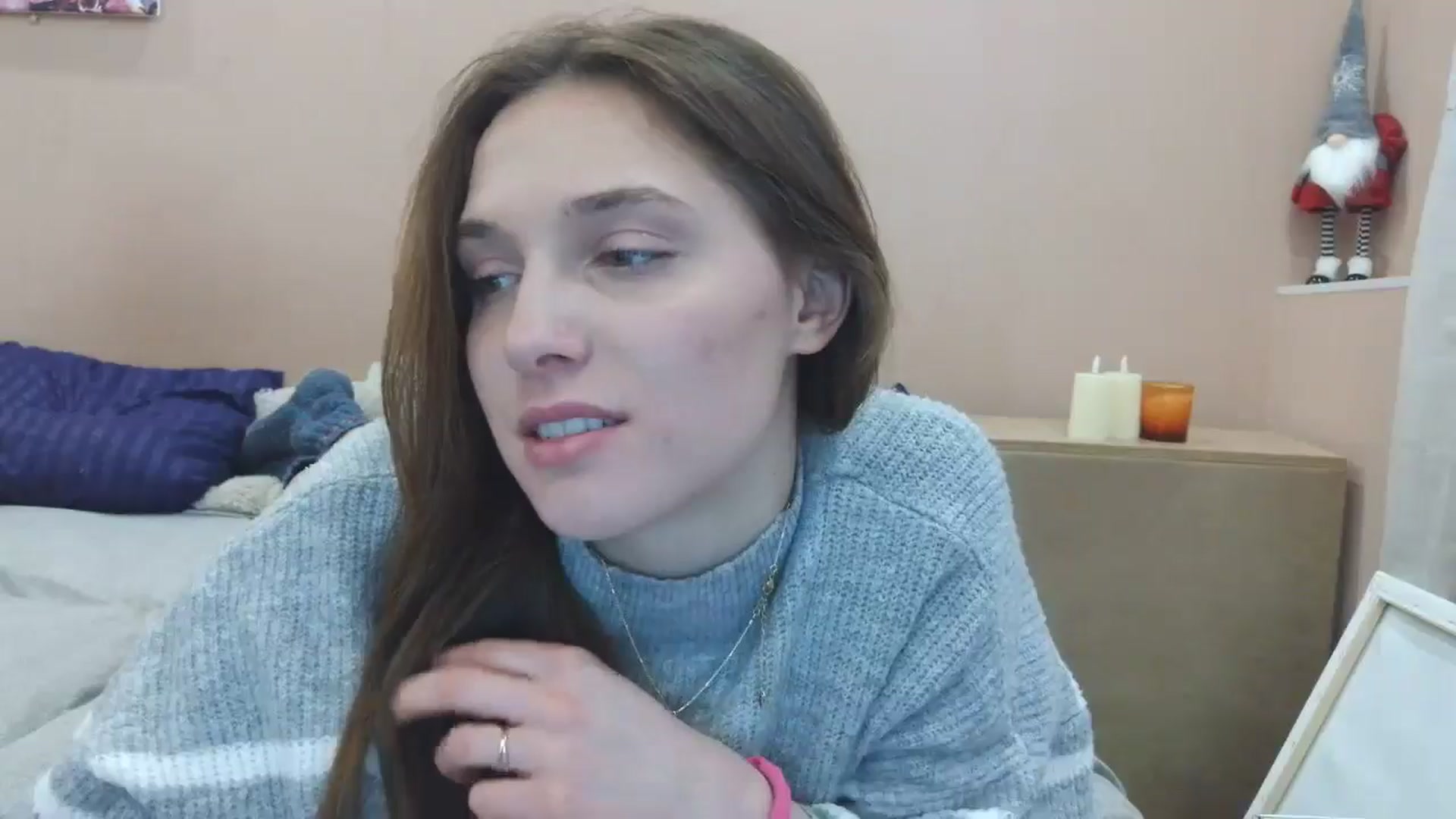 Gallery image thumbnail from HaleyReed's myfreecams stream on, 03/18/2025, 15:23 image 7 of 20