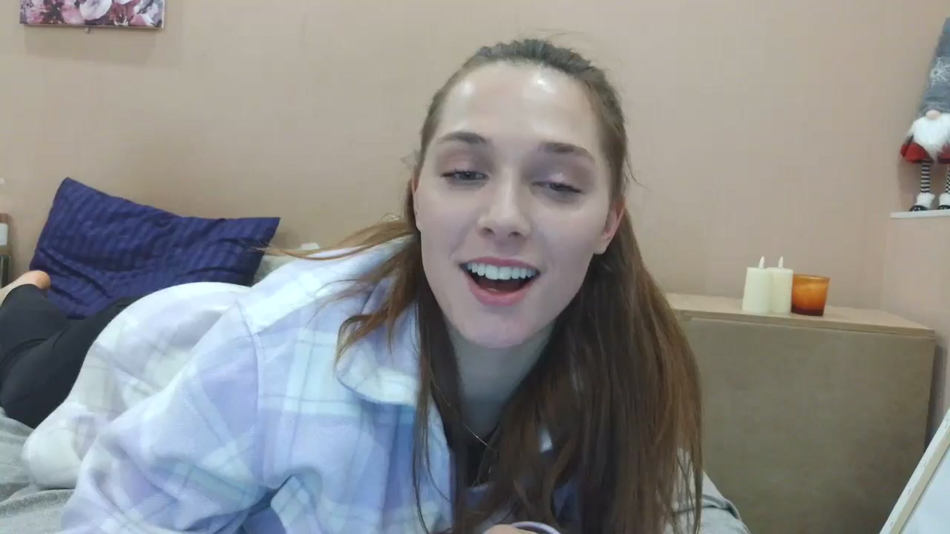 Gallery image thumbnail from HaleyReed's myfreecams stream on, 03/18/2025, 16:32 image 18 of 20