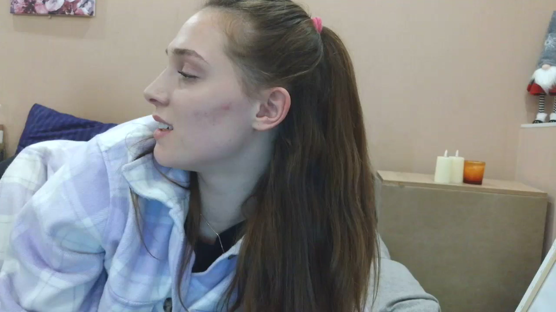 Gallery image thumbnail from HaleyReed's myfreecams stream on, 03/18/2025, 16:32 image 13 of 20