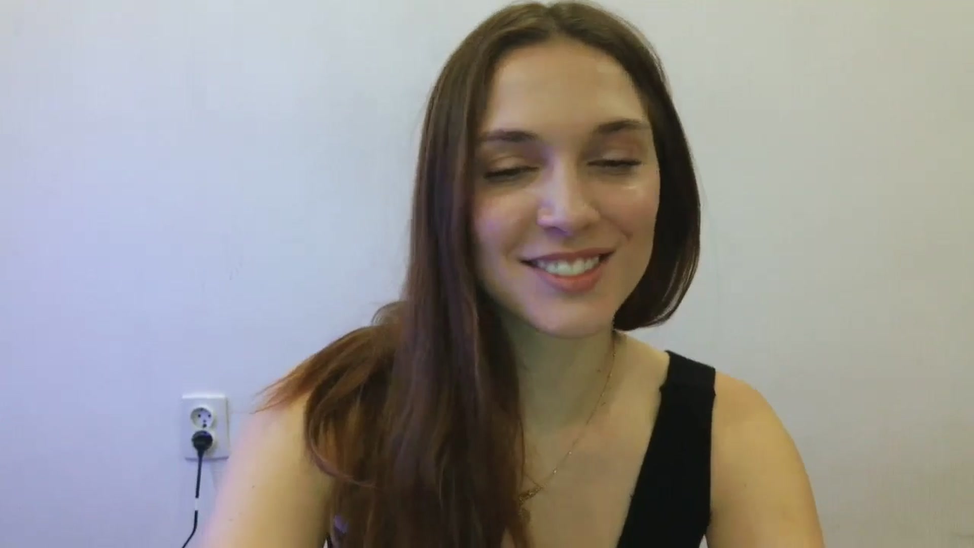 Gallery image thumbnail from HaleyReed's myfreecams stream on, 03/19/2025, 15:10 image 12 of 20