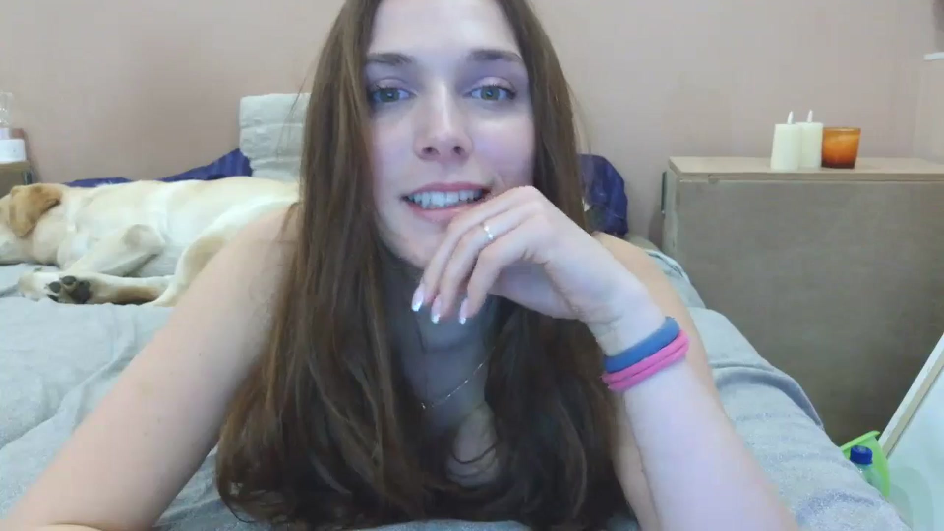 Gallery image thumbnail from HaleyReed's myfreecams stream on, 03/19/2025, 16:22 image 19 of 20