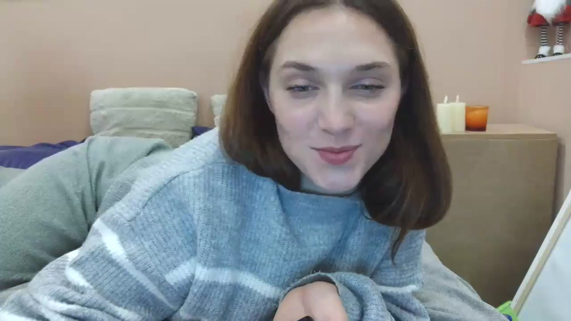 Gallery image thumbnail from HaleyReed's myfreecams stream on, 03/19/2025, 18:07 image 3 of 20