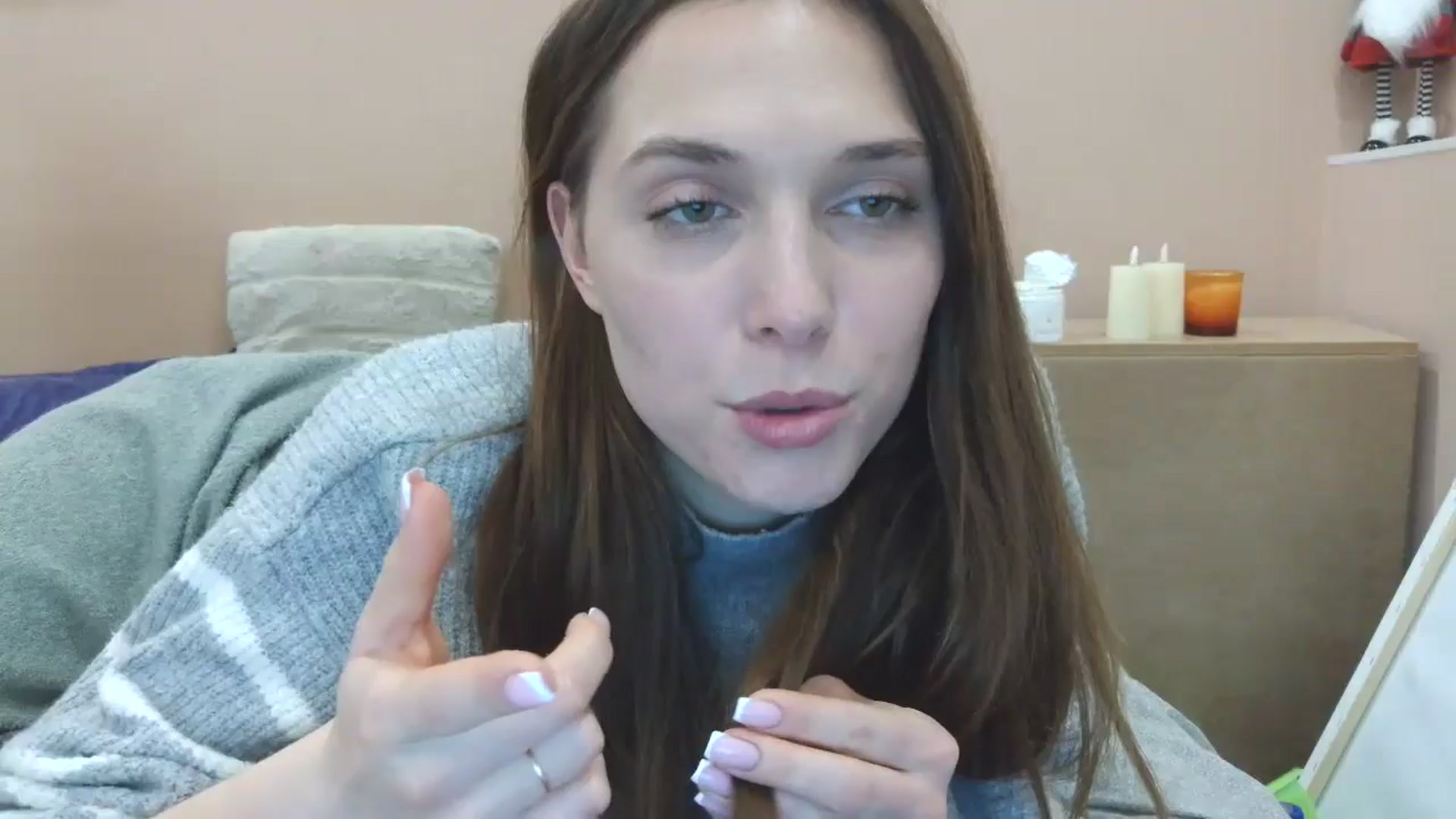 Gallery image thumbnail from HaleyReed's myfreecams stream on, 03/19/2025, 18:07 image 7 of 20