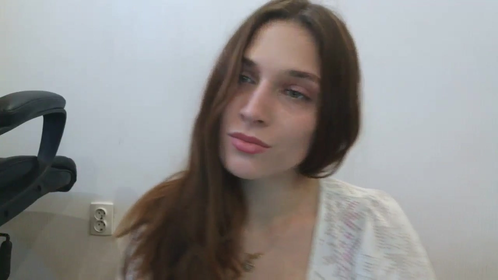 Gallery image thumbnail from HaleyReed's myfreecams stream on, 03/21/2025, 11:56 image 11 of 20