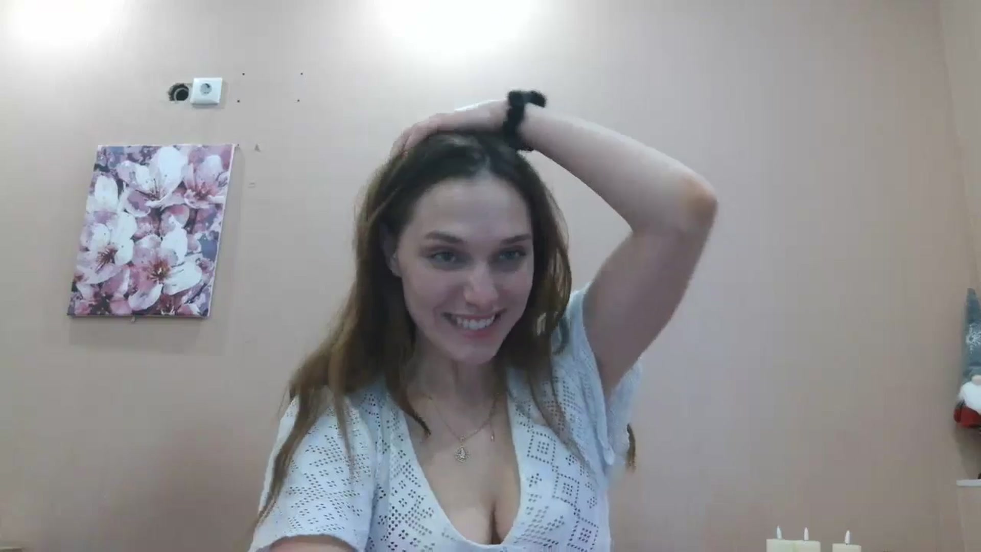 Gallery image thumbnail from HaleyReed's myfreecams stream on, 03/21/2025, 15:07 image 14 of 20