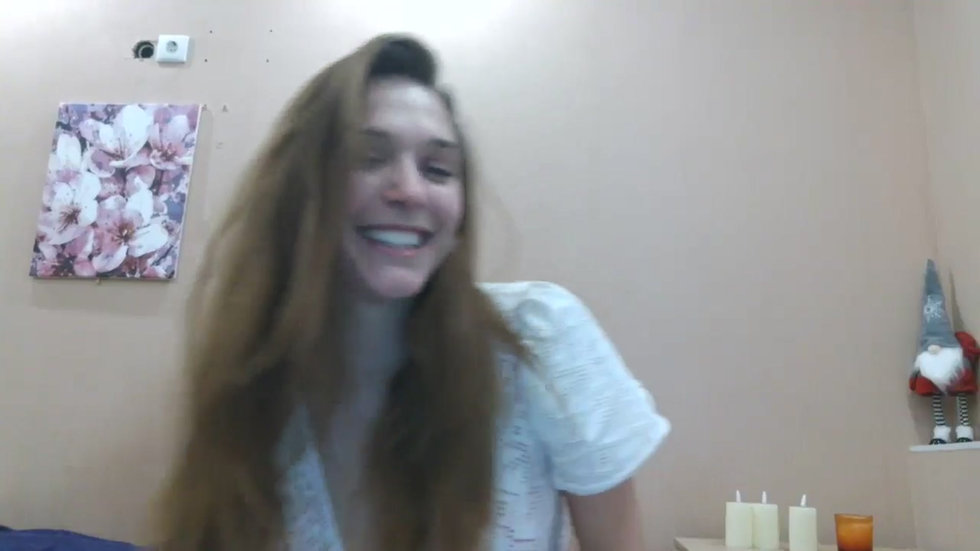 Gallery image thumbnail from HaleyReed's myfreecams stream on, 03/21/2025, 15:44 image 13 of 20