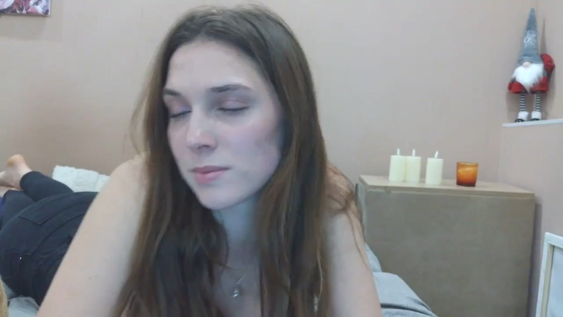 Gallery image thumbnail from HaleyReed's myfreecams stream on, 03/21/2025, 17:15 image 20 of 20