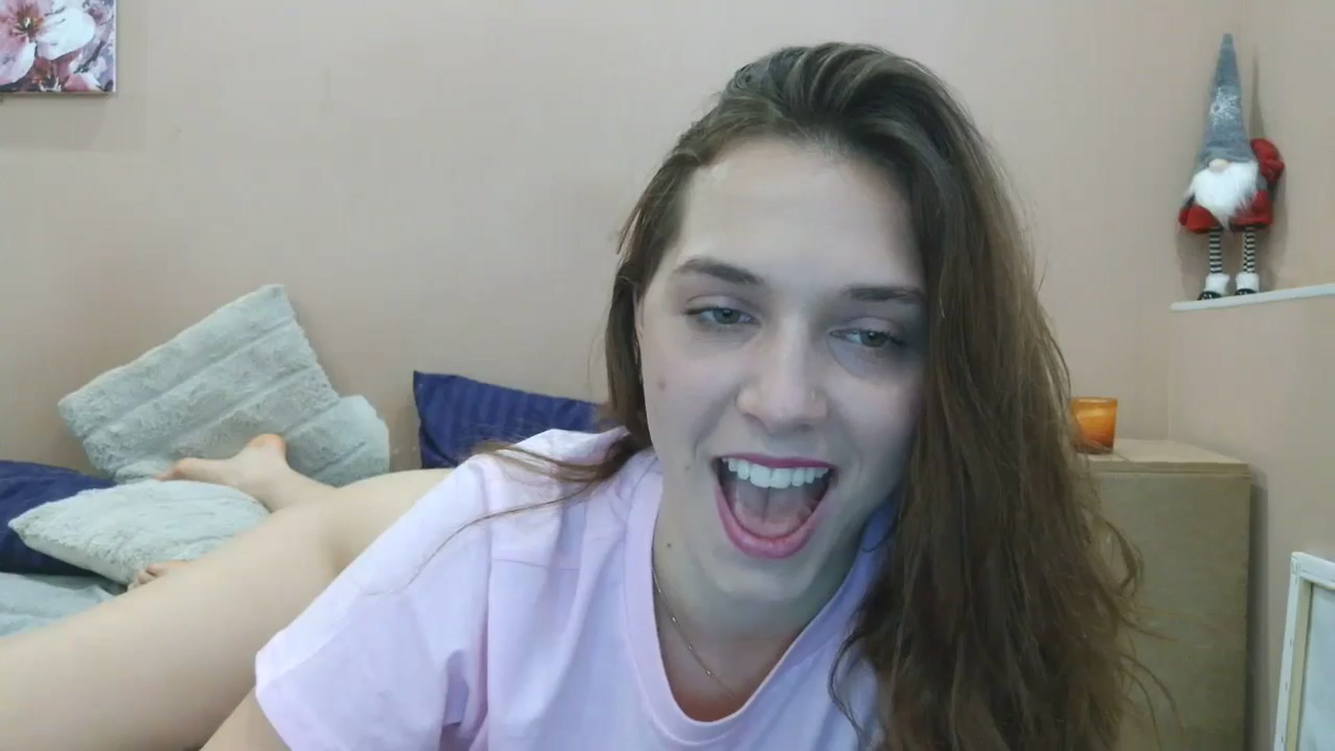 Gallery image thumbnail from HaleyReed's myfreecams stream on, 03/23/2025, 12:51 image 14 of 20