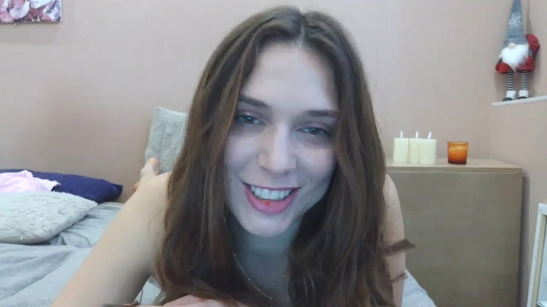 Gallery image thumbnail from HaleyReed's myfreecams stream on, 03/23/2025, 13:40 image 7 of 20