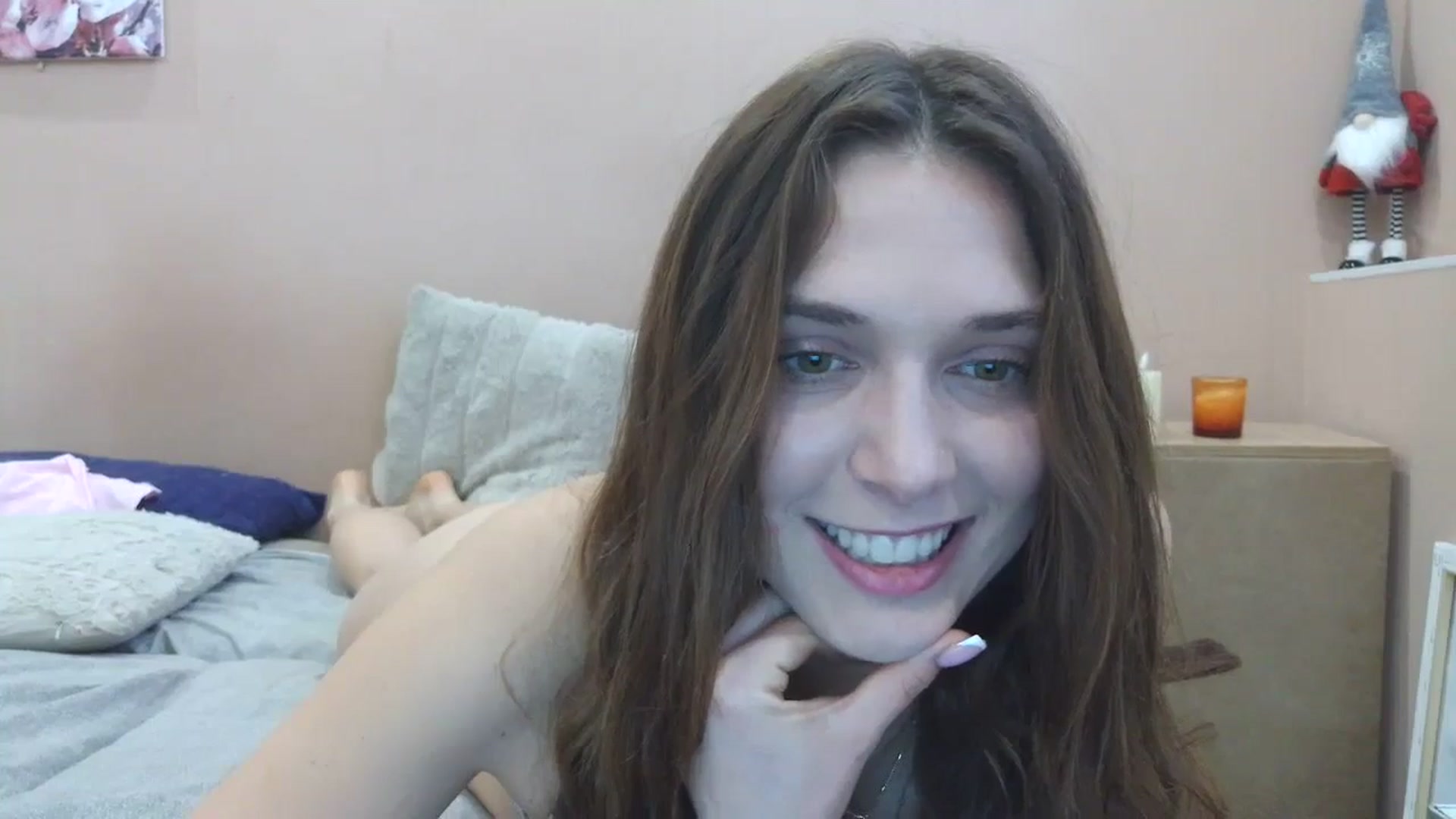 Gallery image thumbnail from HaleyReed's myfreecams stream on, 03/23/2025, 13:40 image 6 of 20