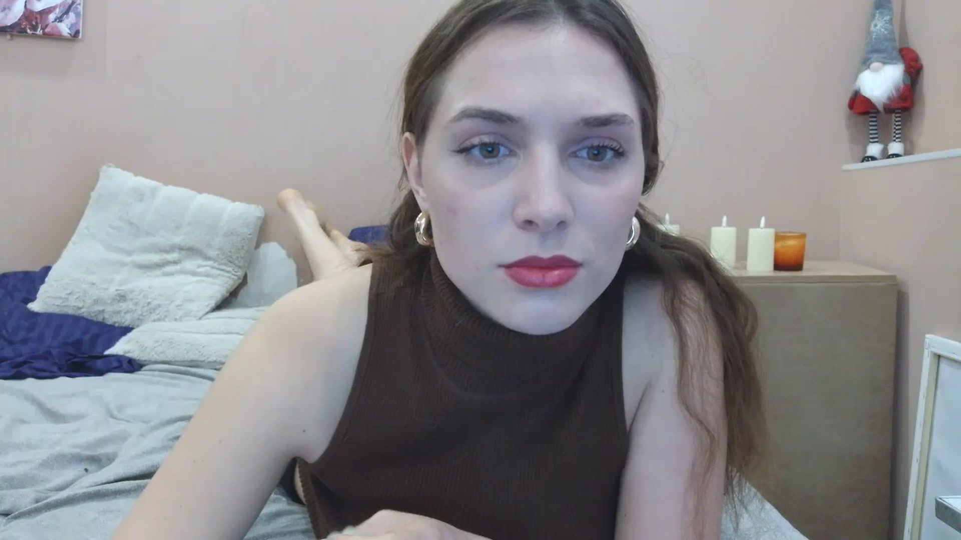 Gallery image thumbnail from HaleyReed's myfreecams stream on, 03/24/2025, 12:11 image 18 of 20