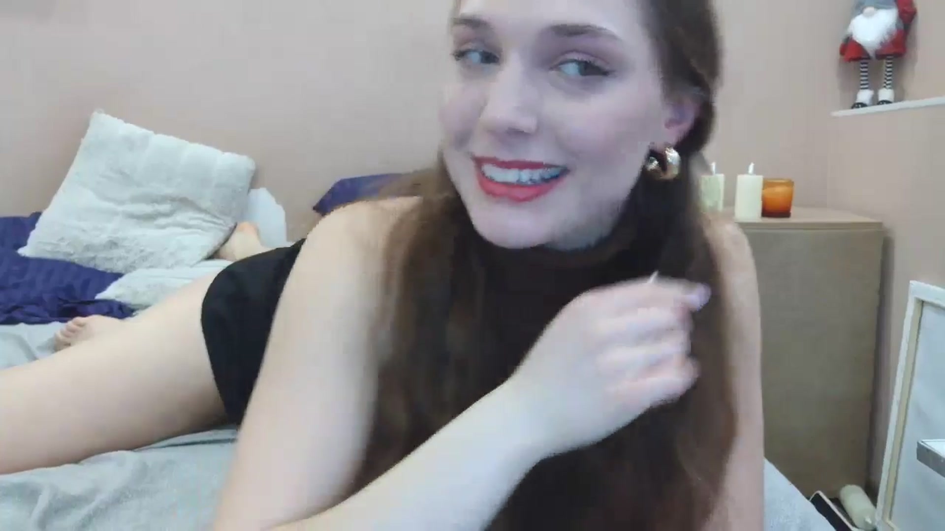 Gallery image thumbnail from HaleyReed's myfreecams stream on, 03/24/2025, 12:11 image 12 of 20