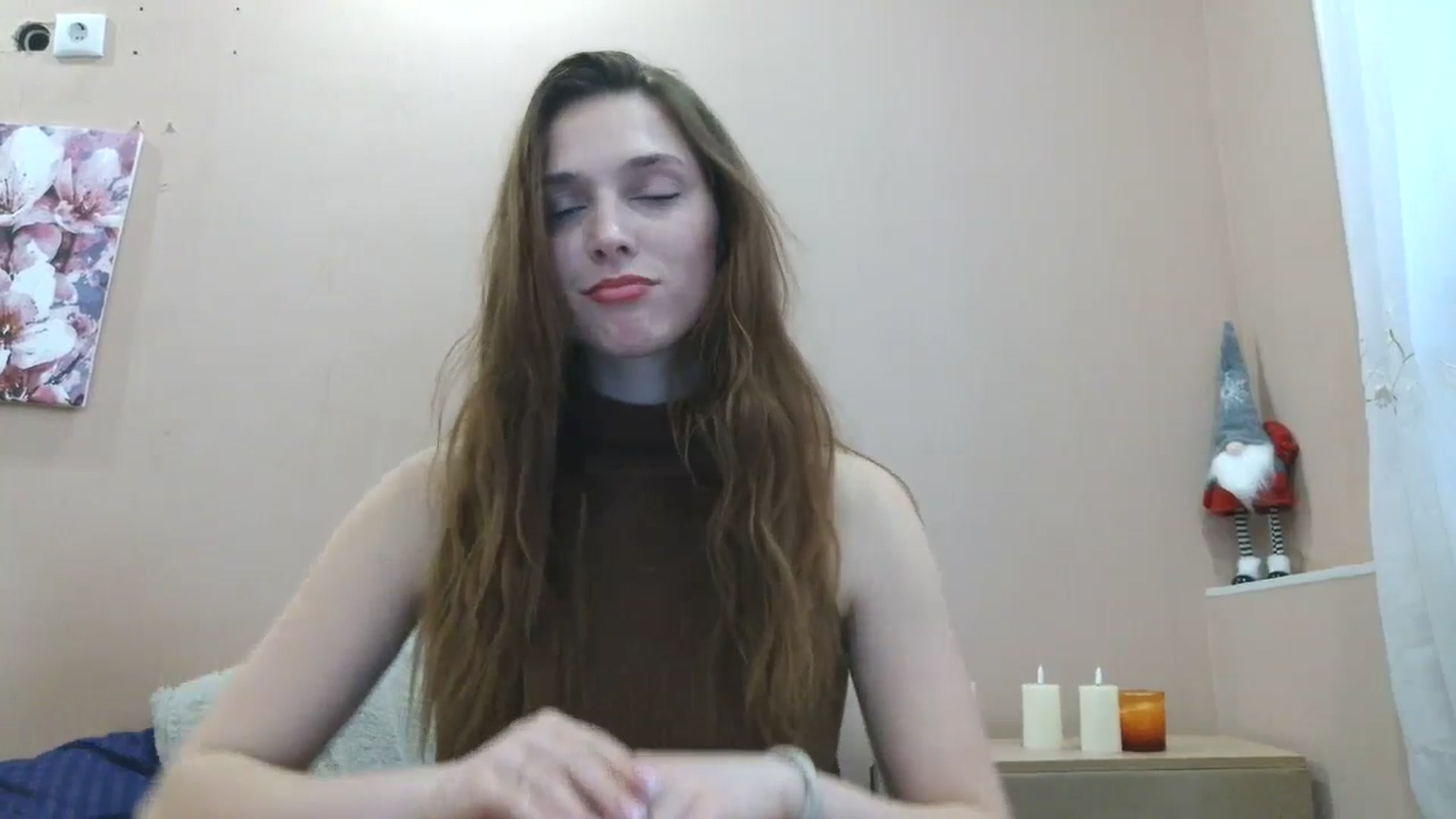 Gallery image thumbnail from HaleyReed's myfreecams stream on, 03/24/2025, 13:39 image 17 of 20