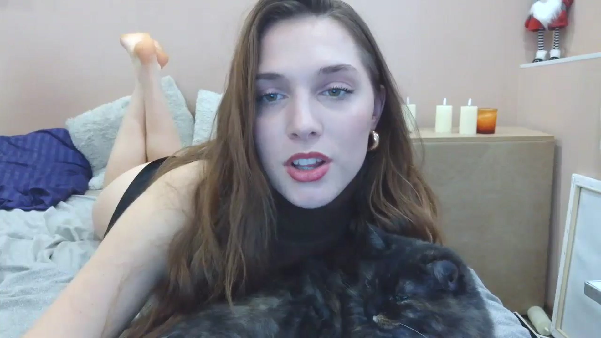 Gallery image thumbnail from HaleyReed's myfreecams stream on, 03/24/2025, 13:39 image 7 of 20