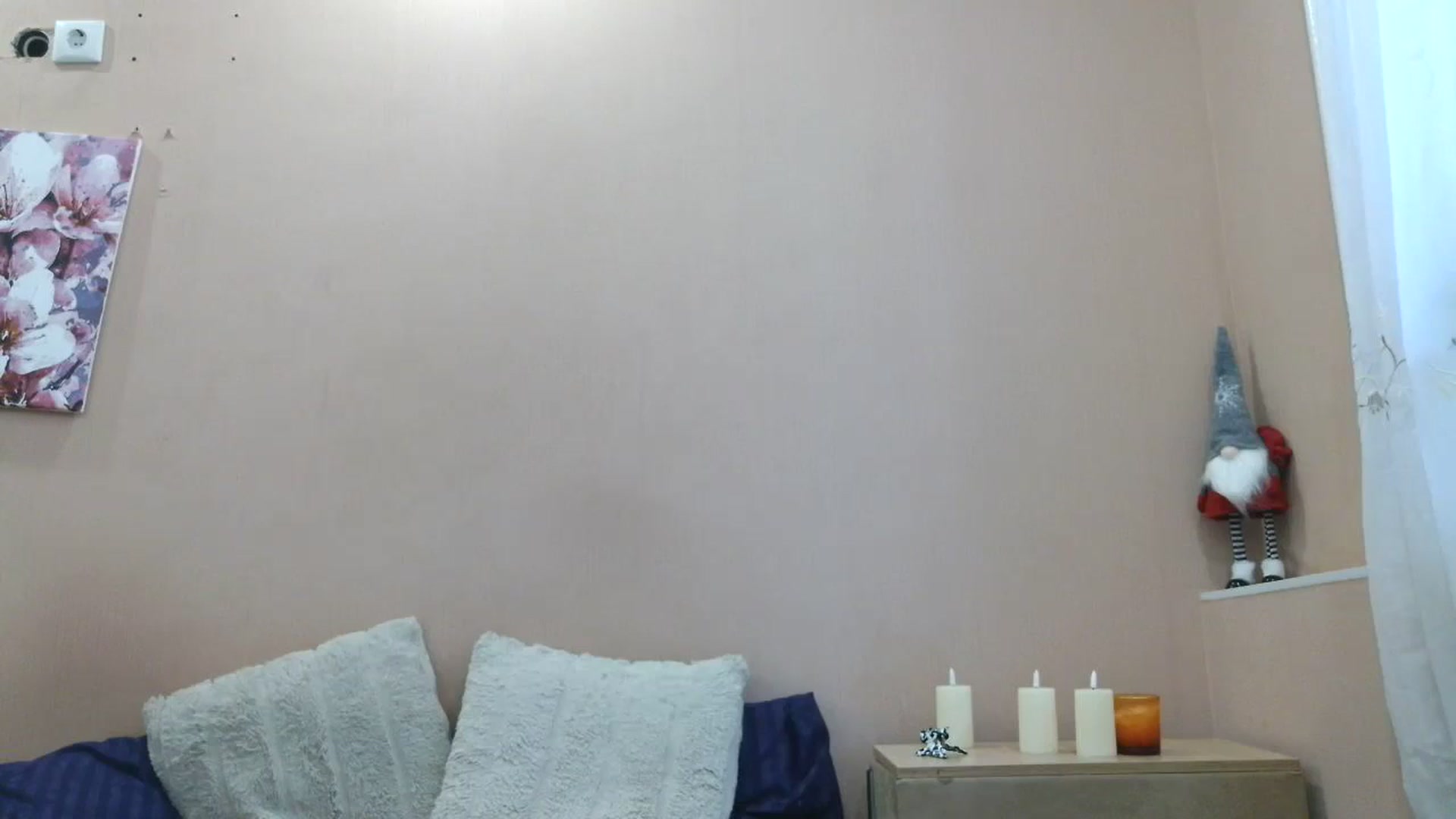Gallery image thumbnail from HaleyReed's myfreecams stream on, 03/24/2025, 13:39 image 14 of 20